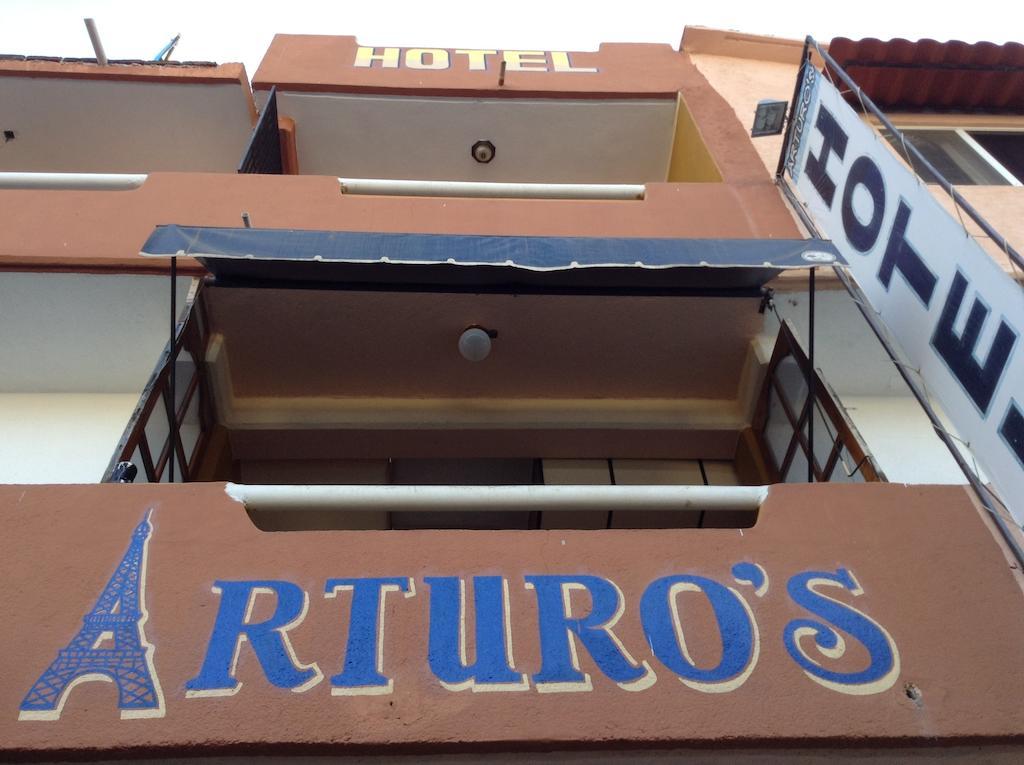 Hotel Arturo'S Ζιουατανέχο Εξωτερικό φωτογραφία