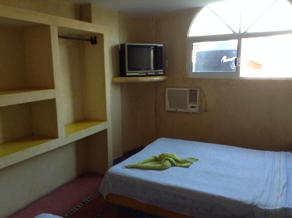 Hotel Arturo'S Ζιουατανέχο Εξωτερικό φωτογραφία