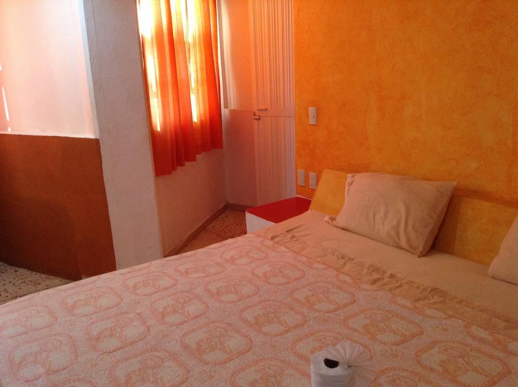 Hotel Arturo'S Ζιουατανέχο Εξωτερικό φωτογραφία