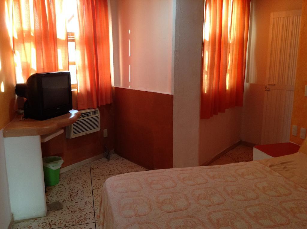 Hotel Arturo'S Ζιουατανέχο Εξωτερικό φωτογραφία